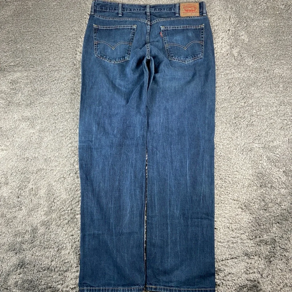Levis measurements waist